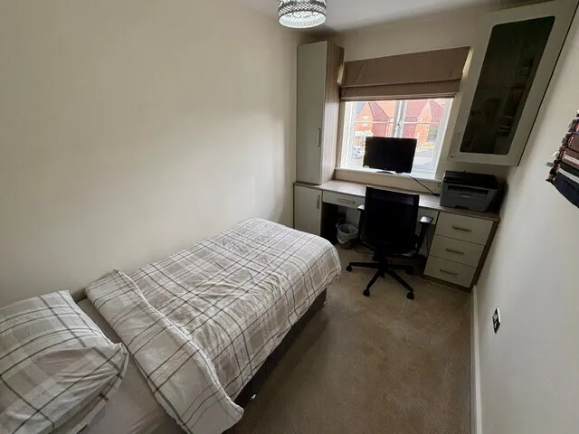 Old Farm Drive, Marston Green, B37, photo 11