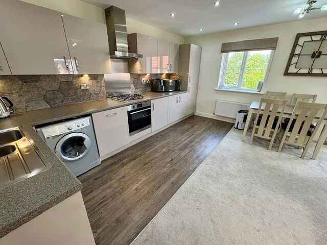 Old Farm Drive, Marston Green, B37, photo 6