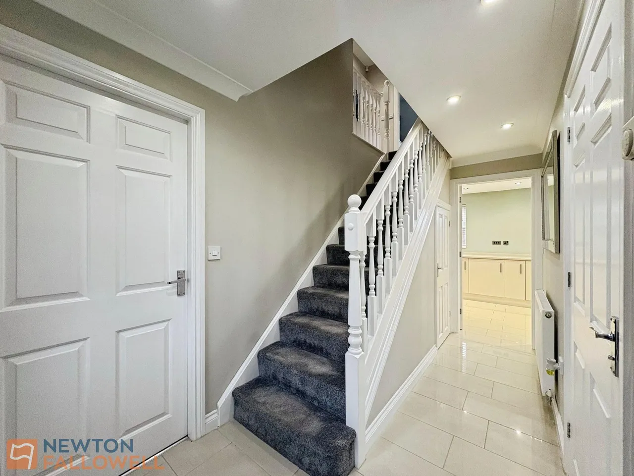 Broughton Close, Clipstone Village, NG21, photo 13