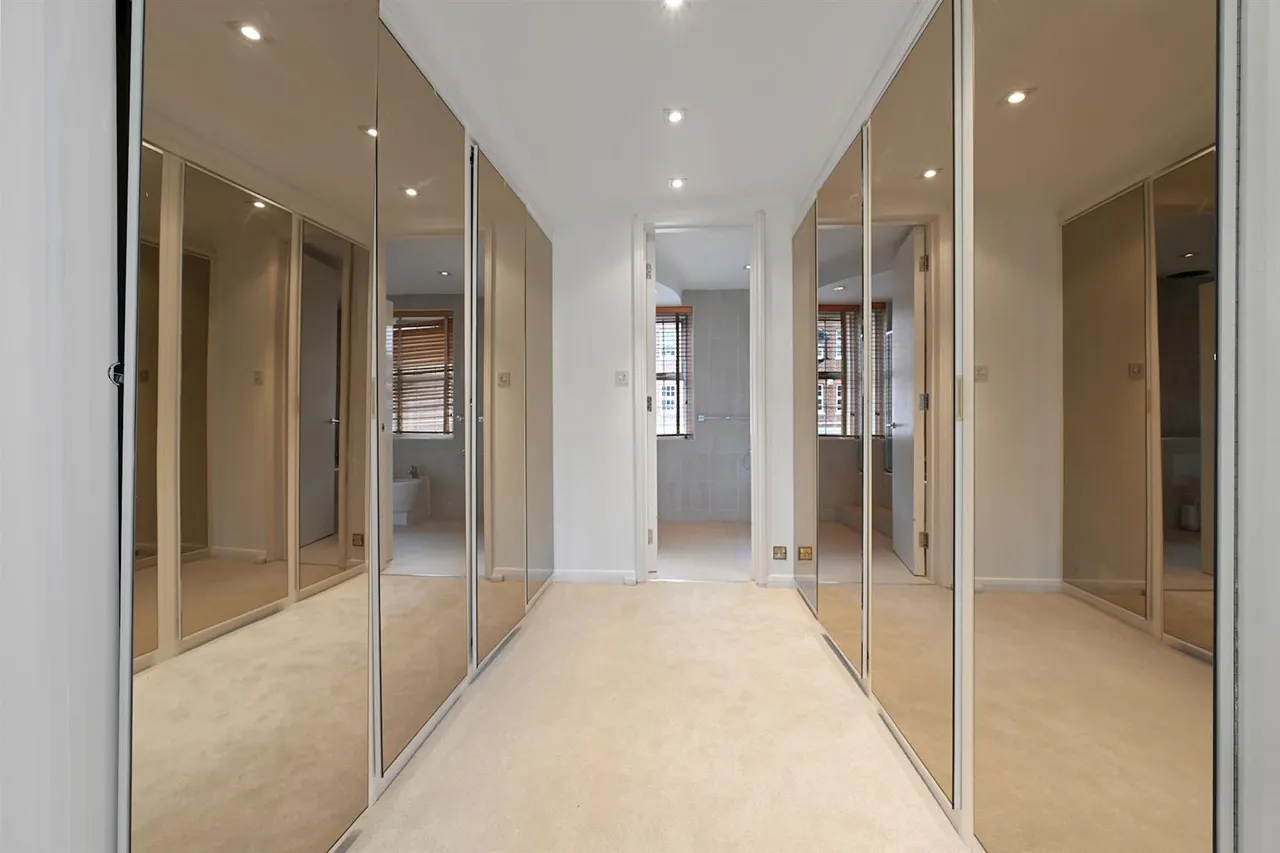 Hall Gate, St John's Wood, London, NW8 9PG, photo 9