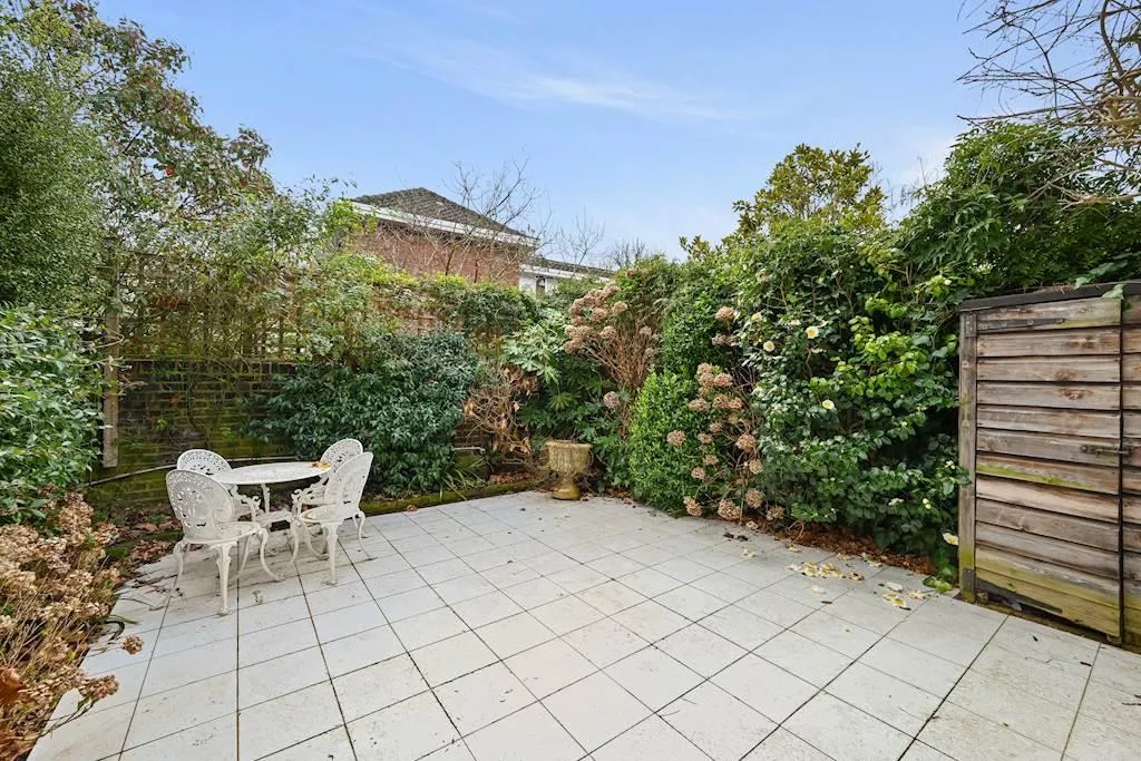 Hall Gate, St John's Wood, London, NW8 9PG, photo 2