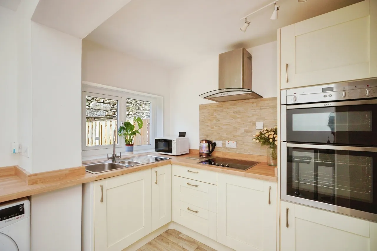 Penrhiw Terrace, Prenteg, LL49, photo 12