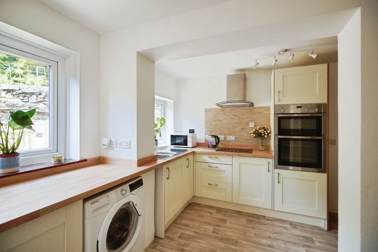 Penrhiw Terrace, Prenteg, LL49, photo 13