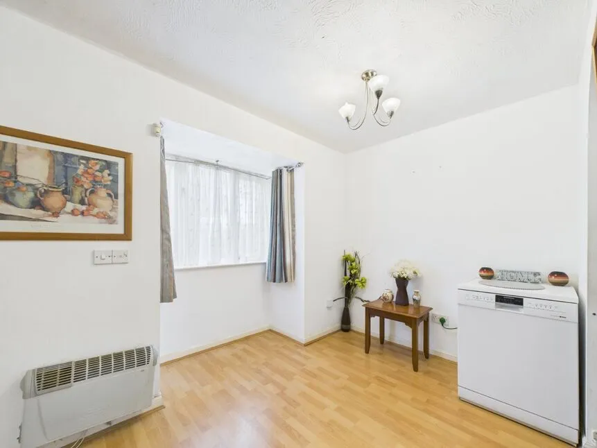 Sparks Close, Dagenham, RM8, photo 6