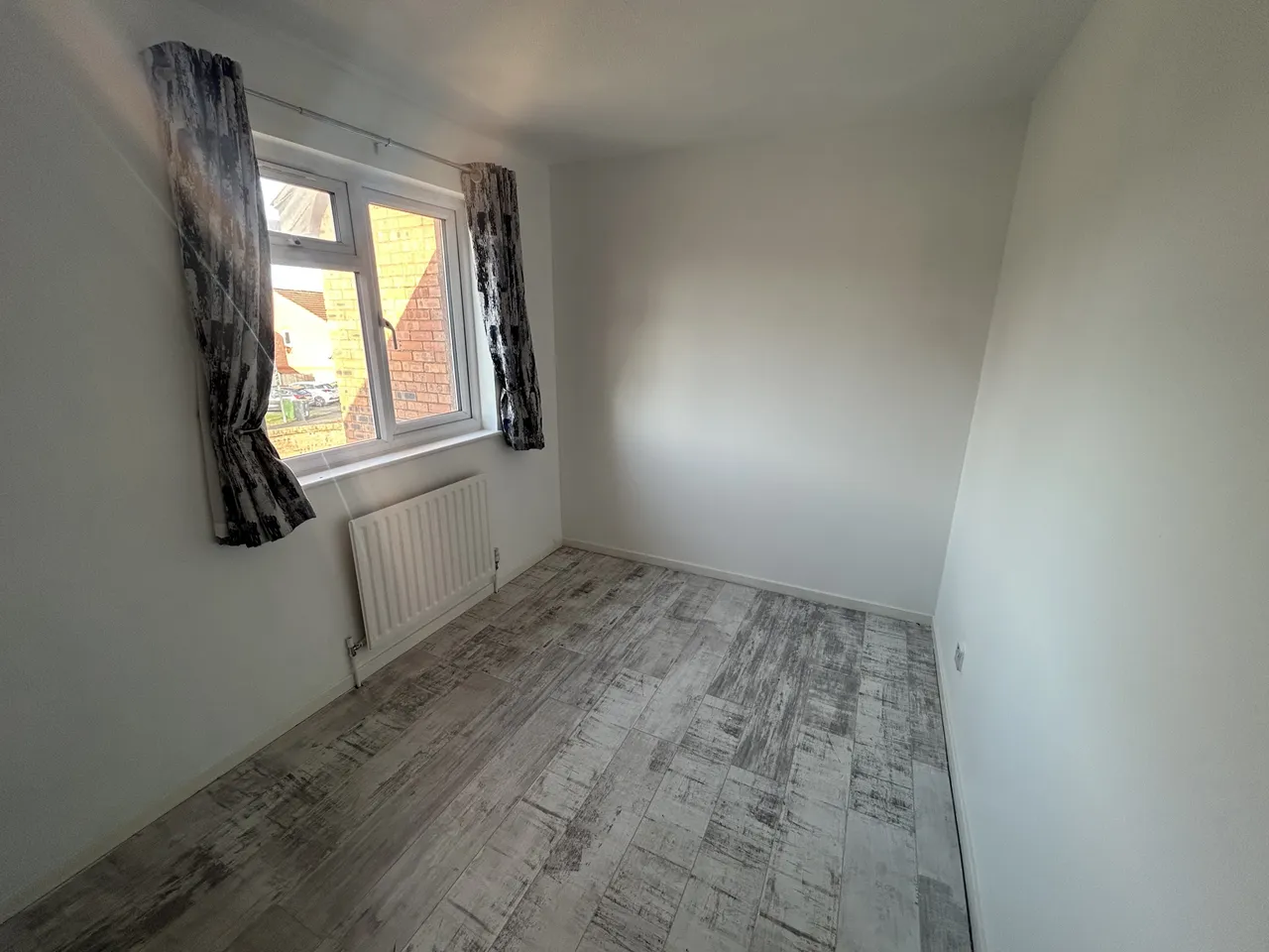 Saddleback Road, Swindon, SN5, photo 5