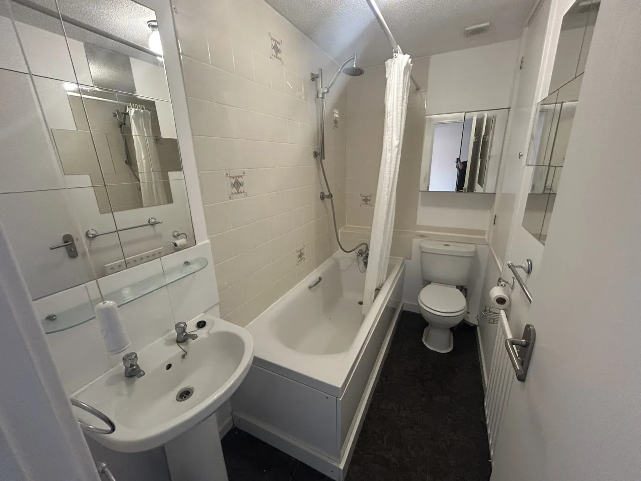 Saddleback Road, Swindon, SN5, photo 7