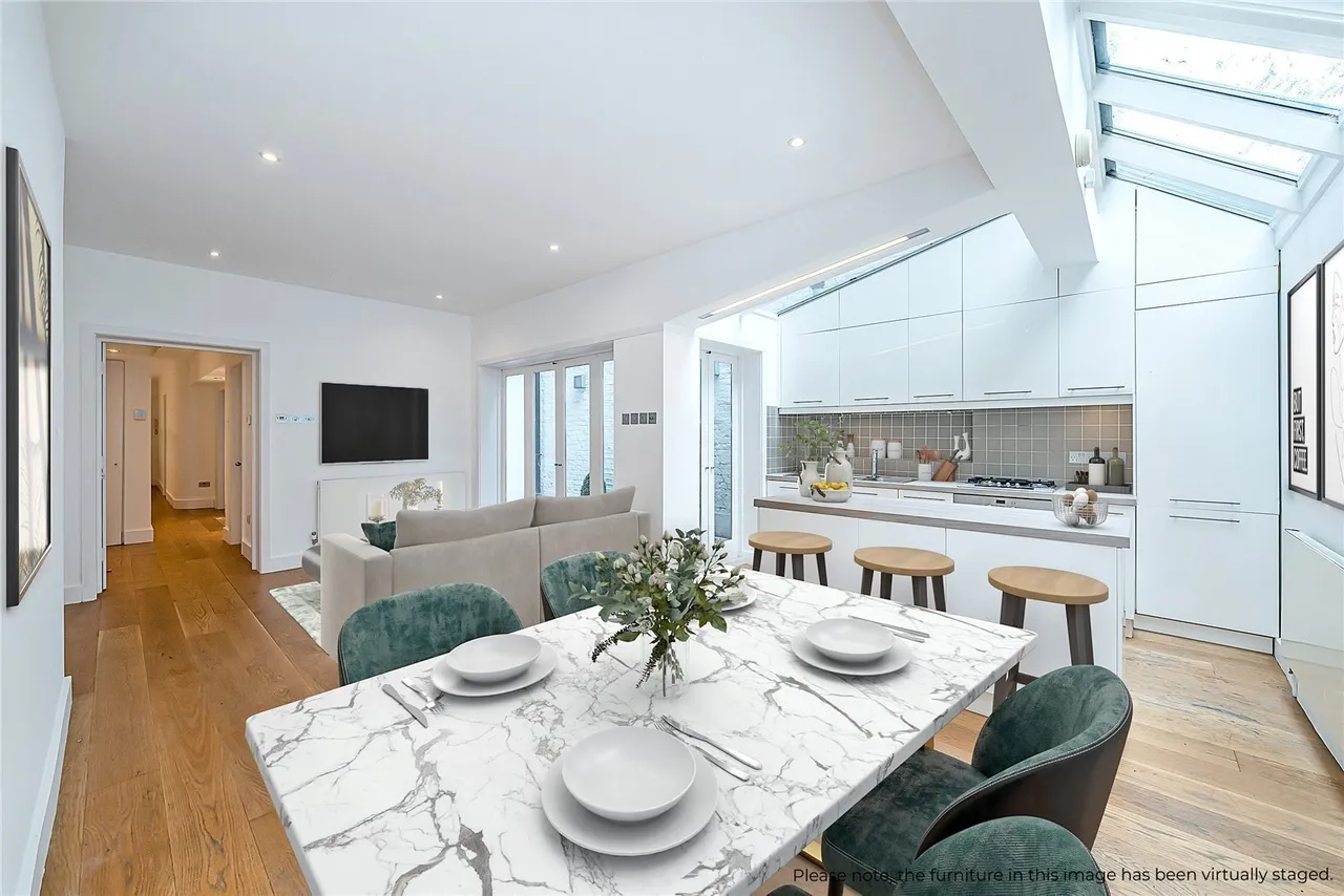 3 bed flat for sale — Belgrave Road, London, SW1V