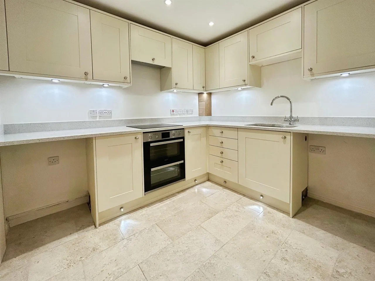 Station Street, Saffron Walden, CB11, photo 3