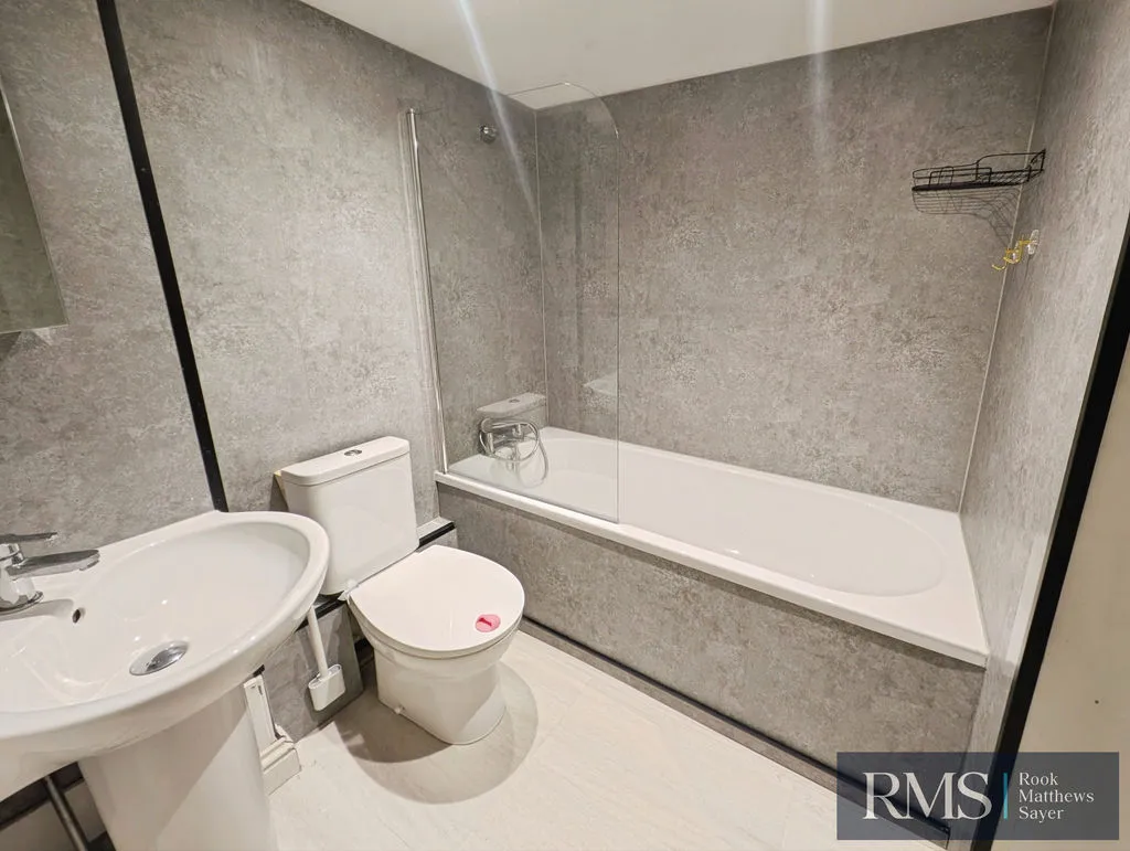 Newcastle Upon Tyne NE3 1TF, NE3, photo 8