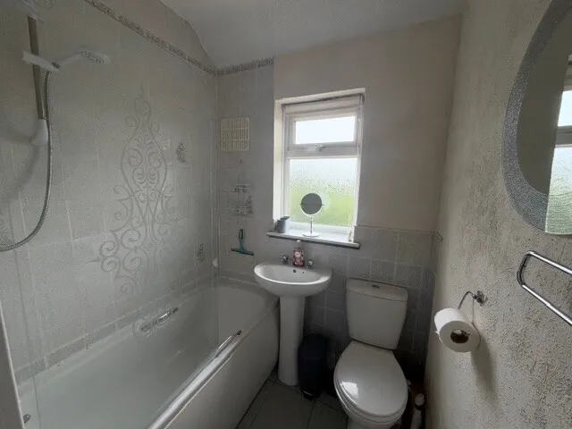 Tyndale Crescent, Great Barr, B43, photo 8