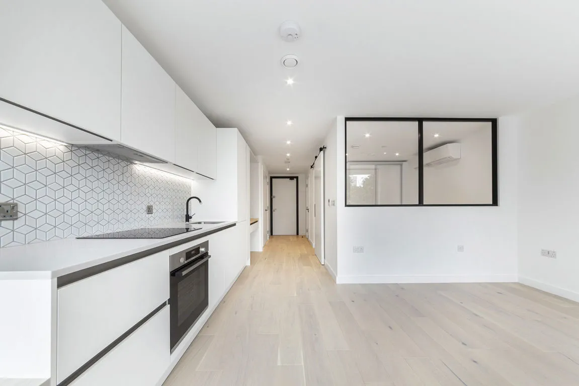 Apt Parkview, Brentford, photo 2