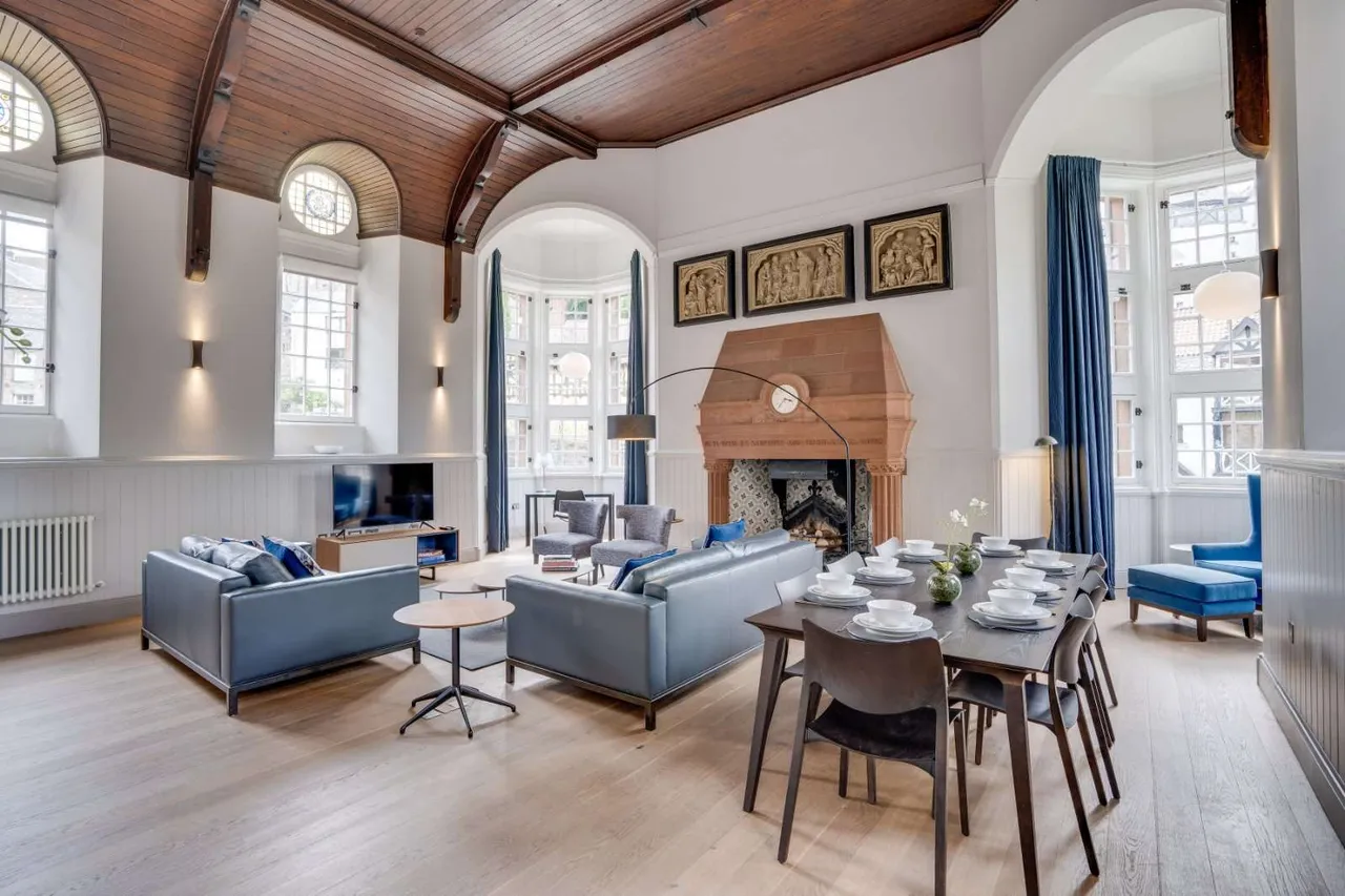Well Court Hall, Dean Path, Edinburgh, EH4 3BE, photo 4