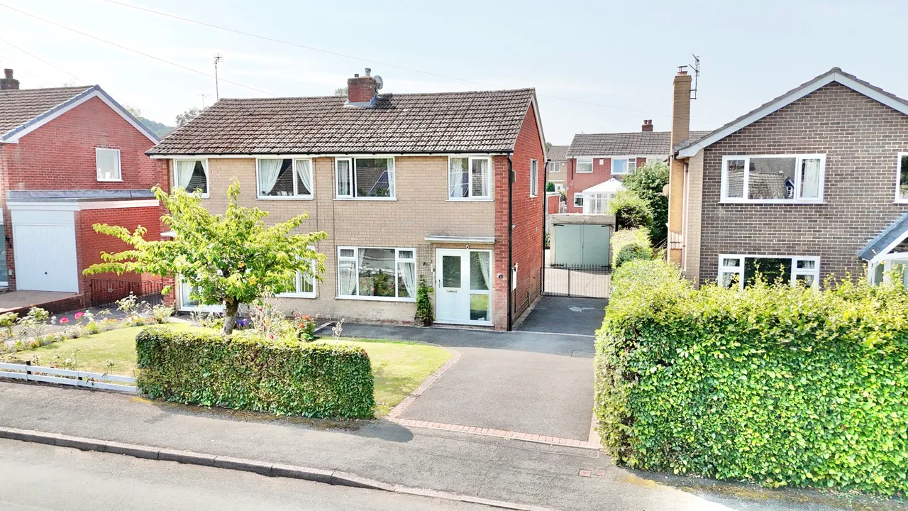 3 bed house for sale, Derwent Drive, Cheadle, ST10