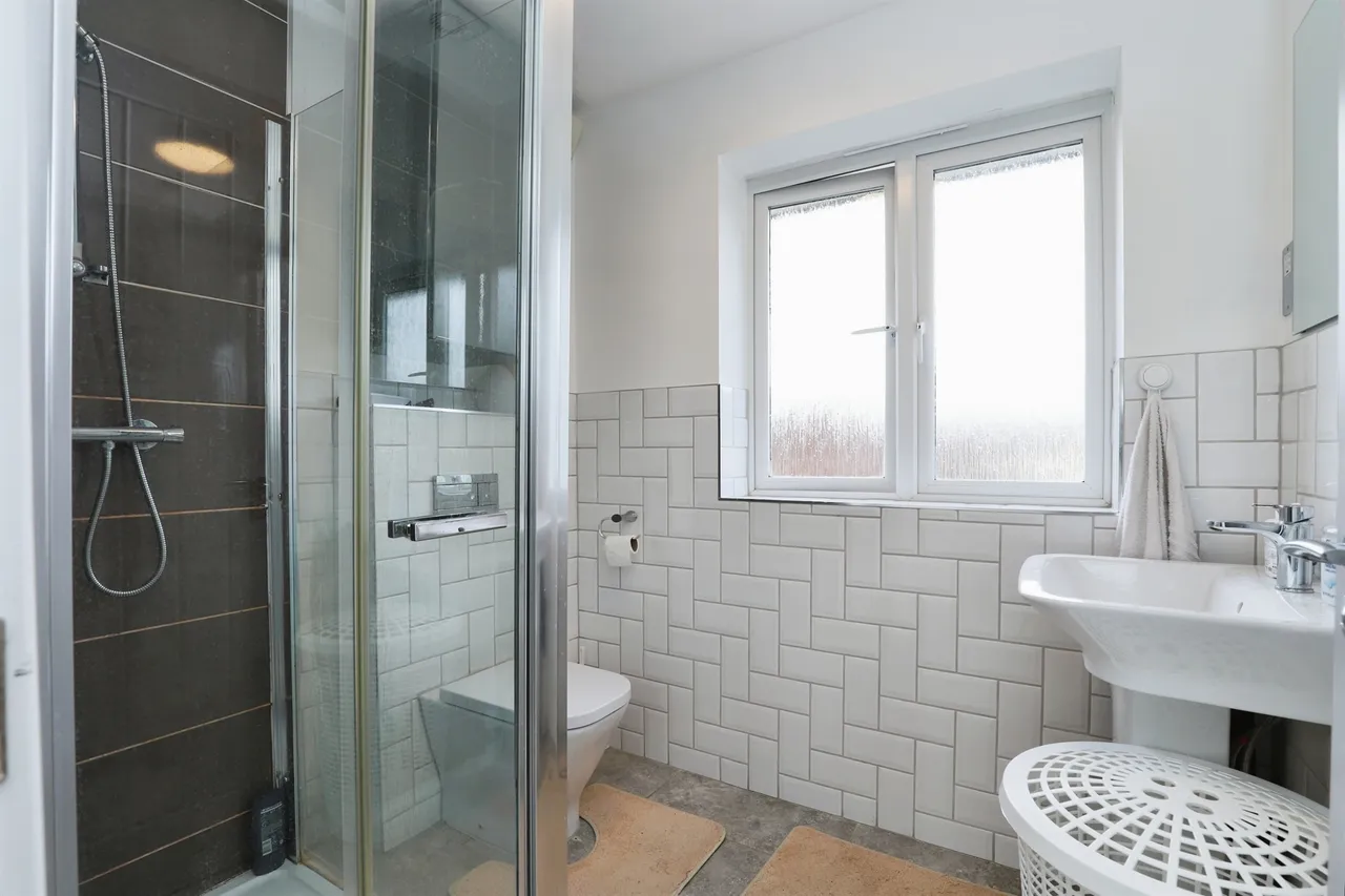 St. Marys Lane, Peterborough, PE8, photo 9