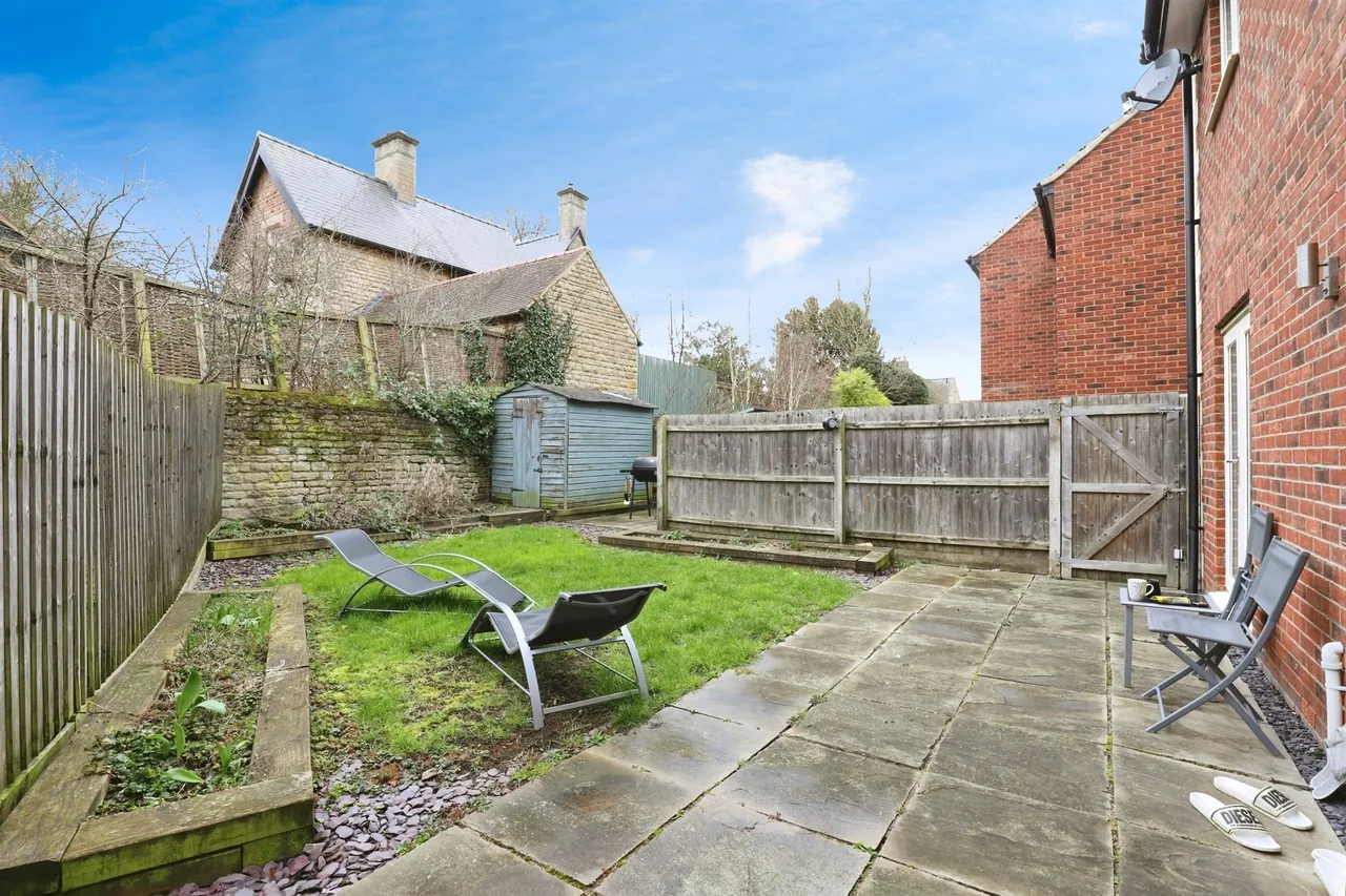 St. Marys Lane, Peterborough, PE8, photo 12