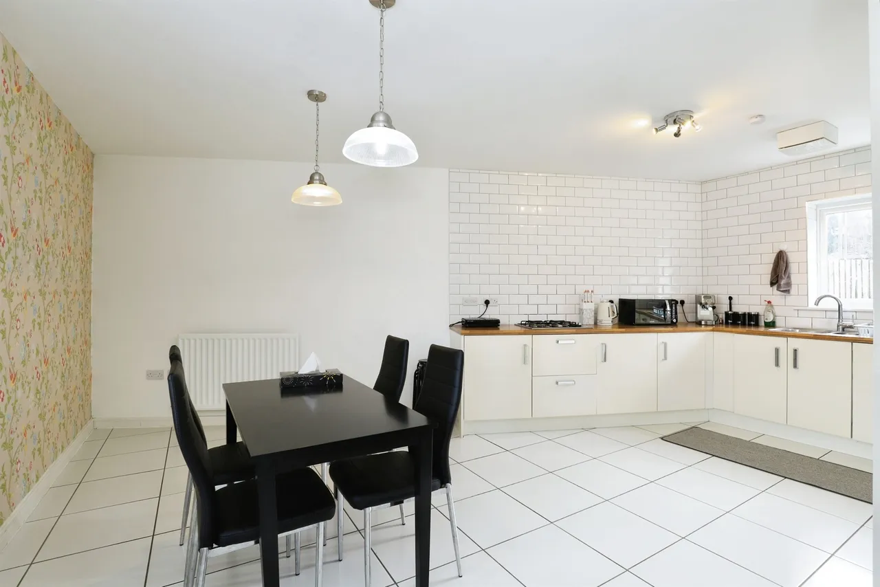 St. Marys Lane, Peterborough, PE8, photo 5