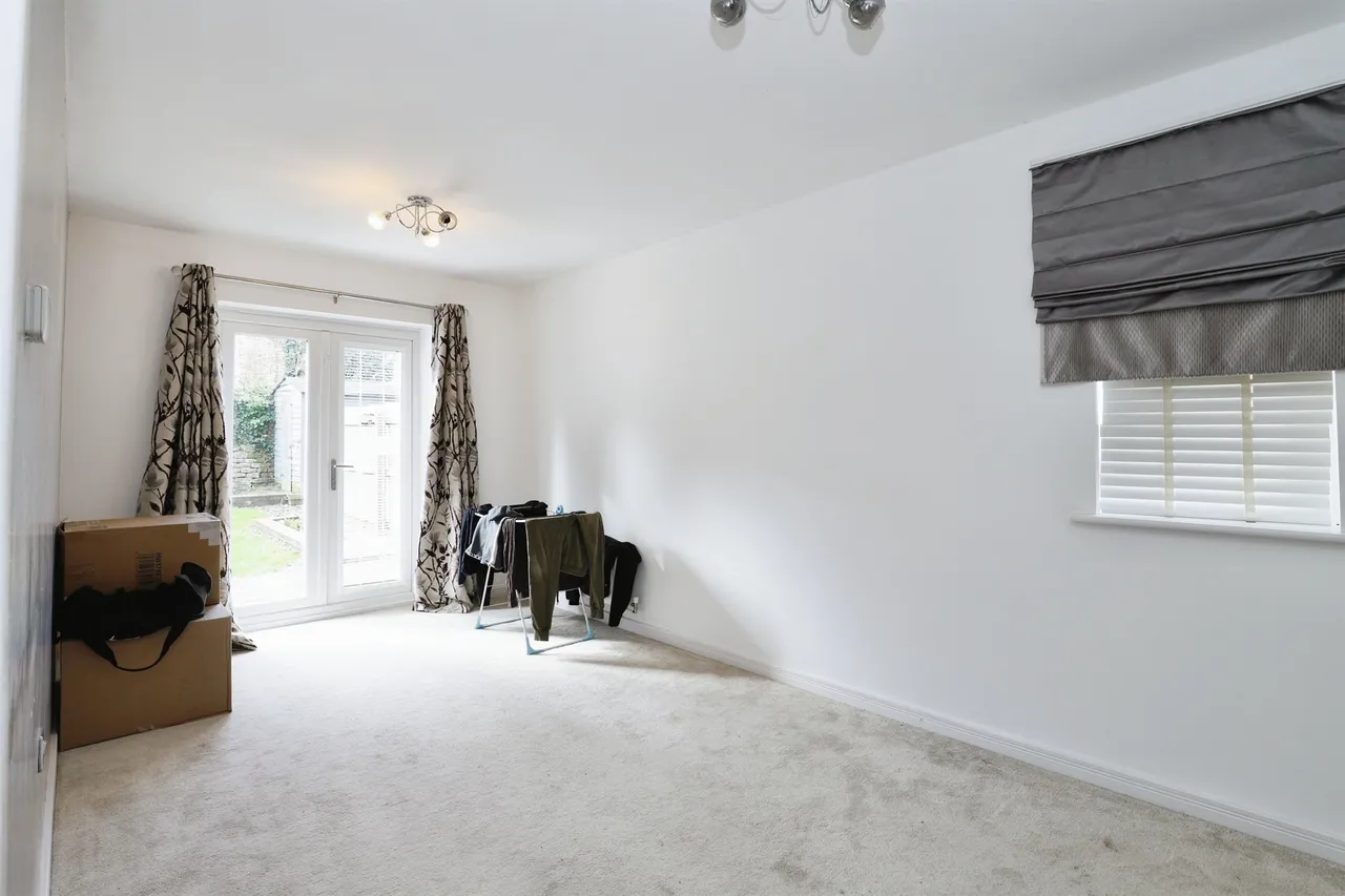 St. Marys Lane, Peterborough, PE8, photo 3