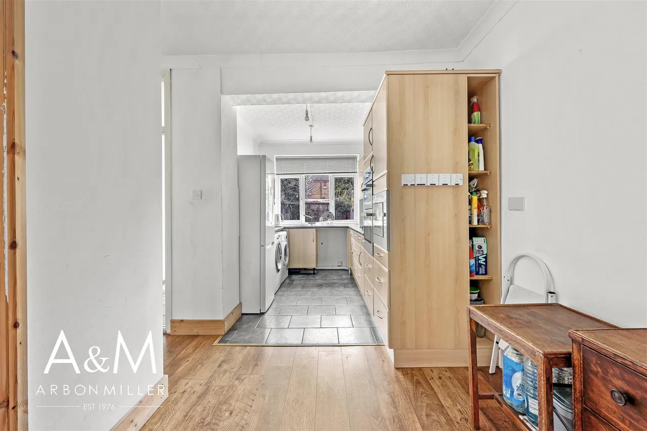 Beddington Road, Goodmayes, Essex, Ilford, IG38PD, photo 7