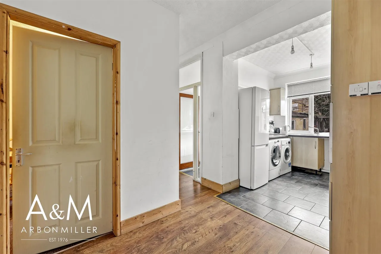 Beddington Road, Goodmayes, Essex, Ilford, IG38PD, photo 6