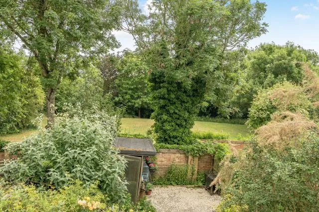 Heather Close, Carterton, OX18, photo 15