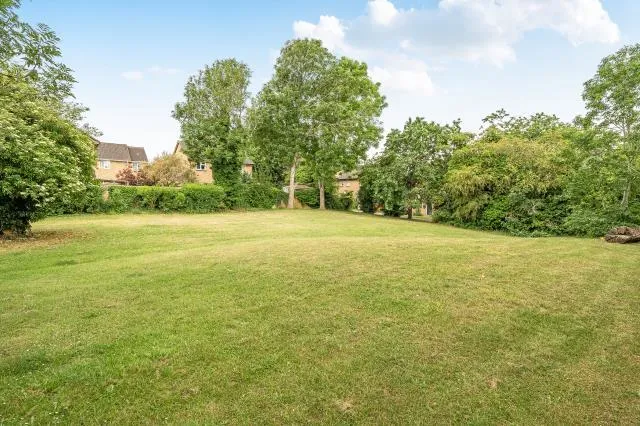 Heather Close, Carterton, OX18, photo 17