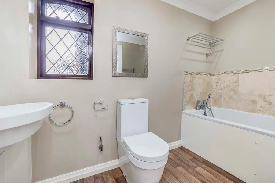 Hedingham Close, Horley, RH6, photo 20