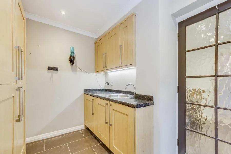 Hedingham Close, Horley, RH6, photo 12