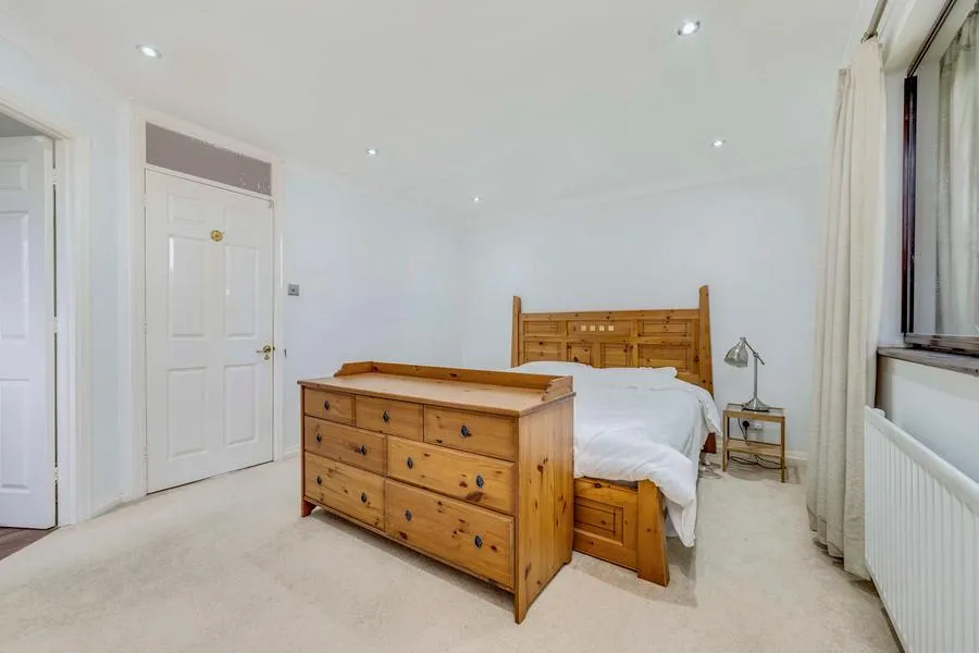 Hedingham Close, Horley, RH6, photo 15