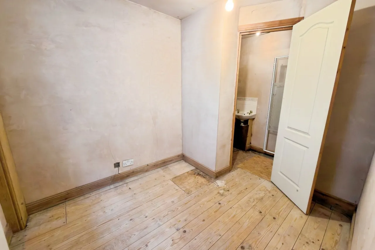 Holyhead Road, Betws-y-Coed, LL24, photo 9