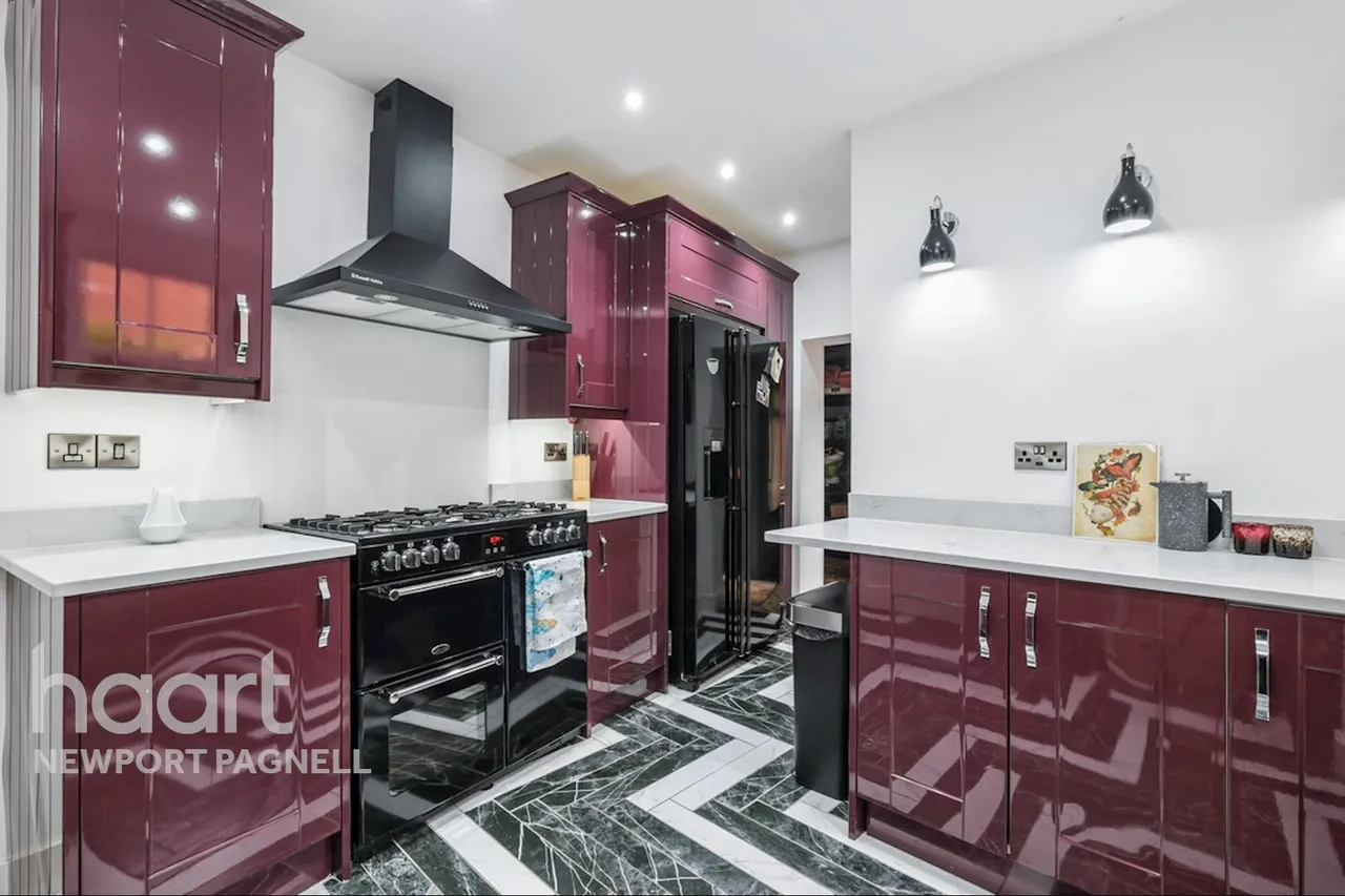 Bury Street, Newport Pagnell, MK16, photo 14