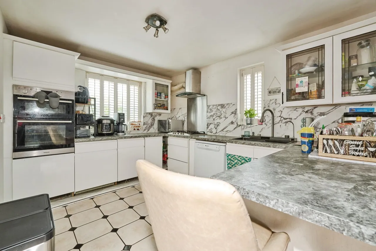 Tudor Avenue, Peterborough, PE7, photo 4