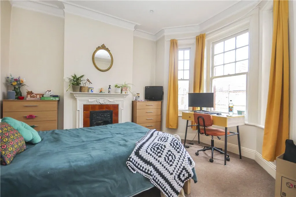 Barcombe Avenue, London, SW2, photo 14