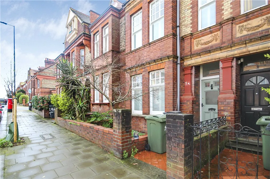 Barcombe Avenue, London, SW2, photo 19