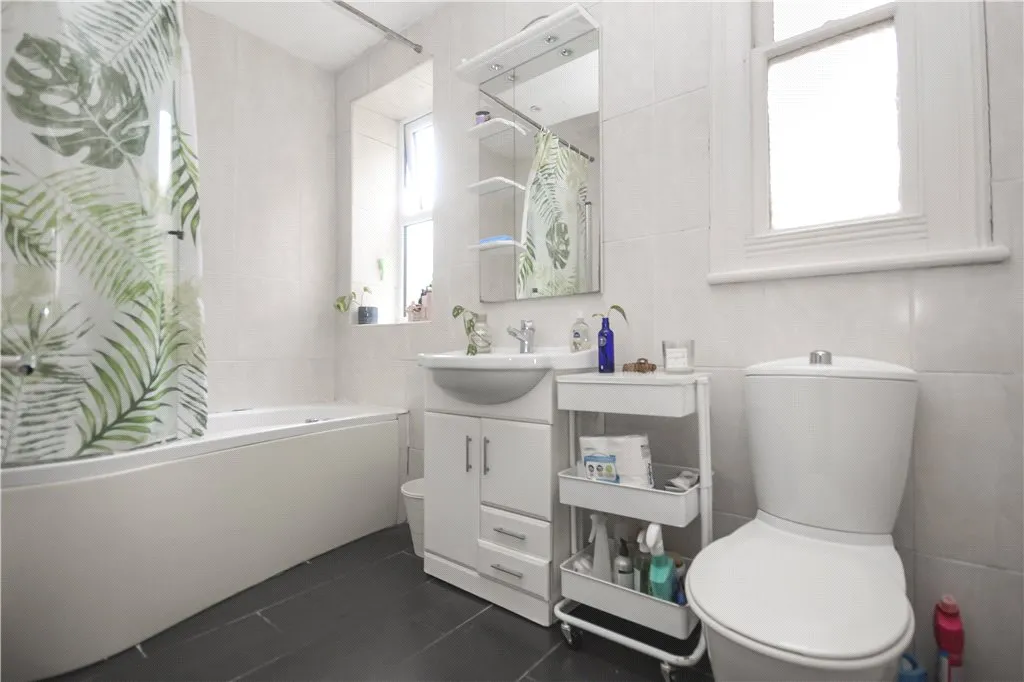 Barcombe Avenue, London, SW2, photo 12