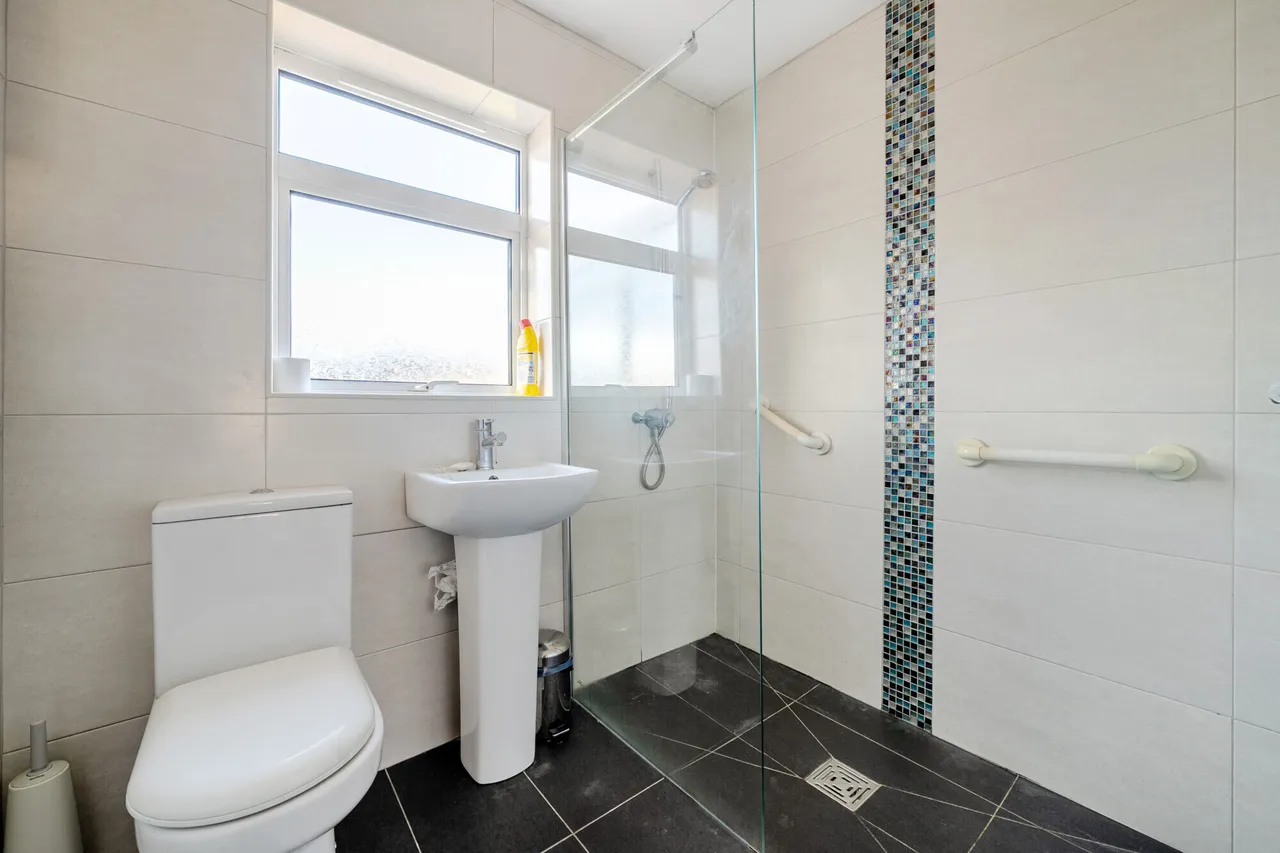 Bushcombe Close, Woodmancote, Chelten..., photo 8