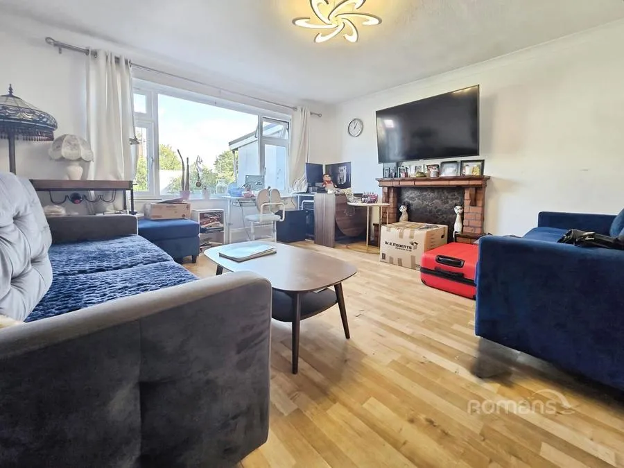 Appledore, Bracknell, RG12, photo 2