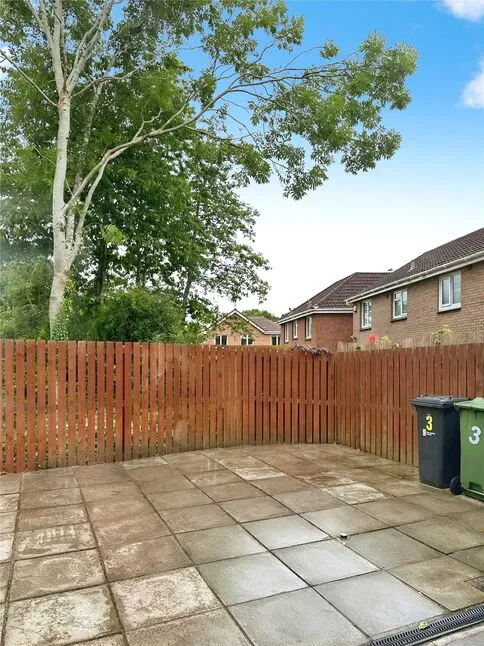 Kaims Gardens, Livingston Village, West Lothian, EH54, photo 10