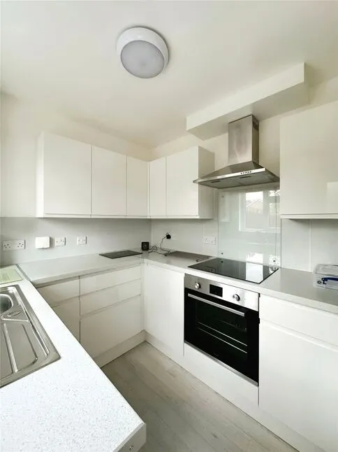 Kaims Gardens, Livingston Village, West Lothian, EH54, photo 3