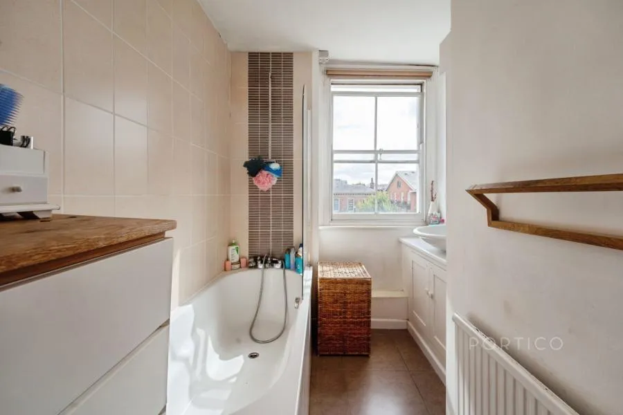 Liverpool Road, London, N1, photo 9