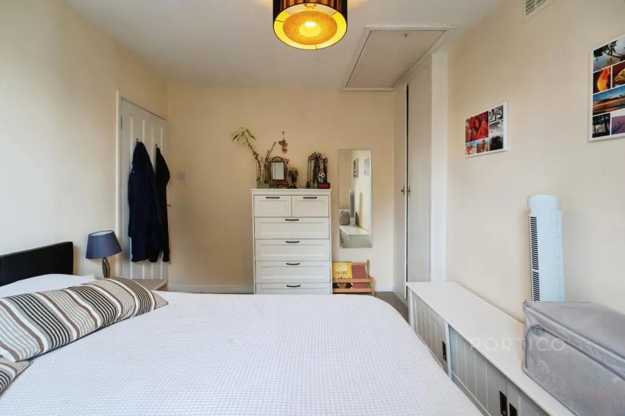 Liverpool Road, London, N1, photo 8
