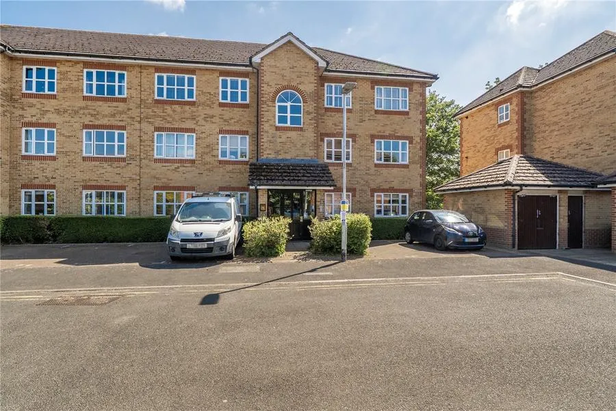 Elliotts Way, Caversham, RG4, photo 13