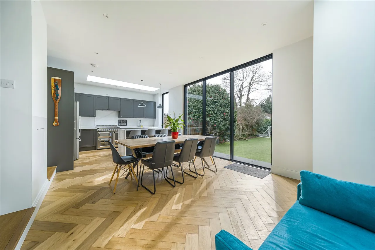 Hanworth Road, Hampton, TW12 3DH, photo 4