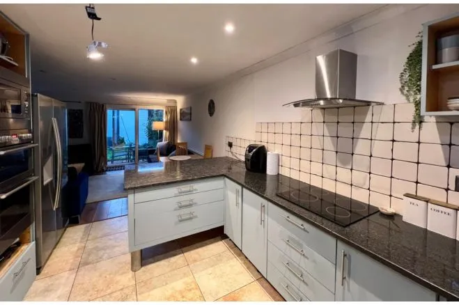 3 bed house for sale — Northolt Avenue, Bishop's Stortford