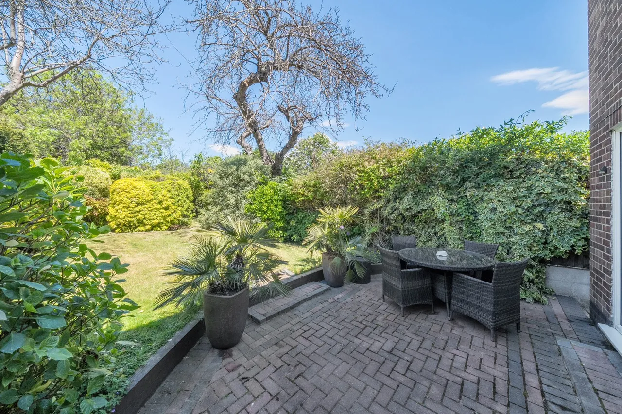 Avenue Road, DA8, photo 12