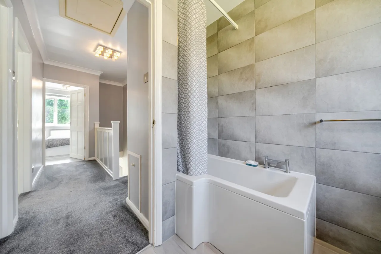 Avenue Road, DA8, photo 8