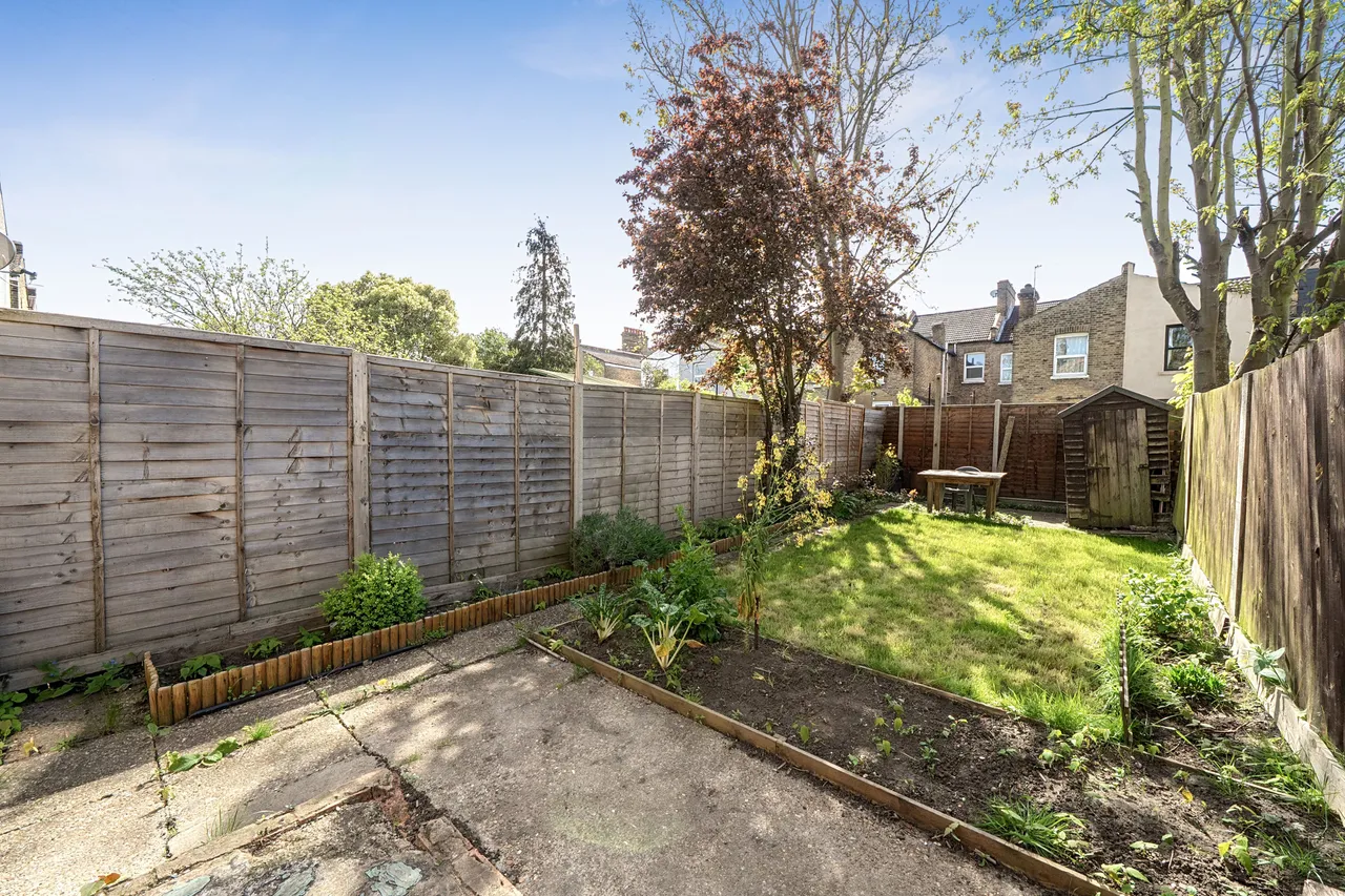 44 Farley Road, London, photo 2