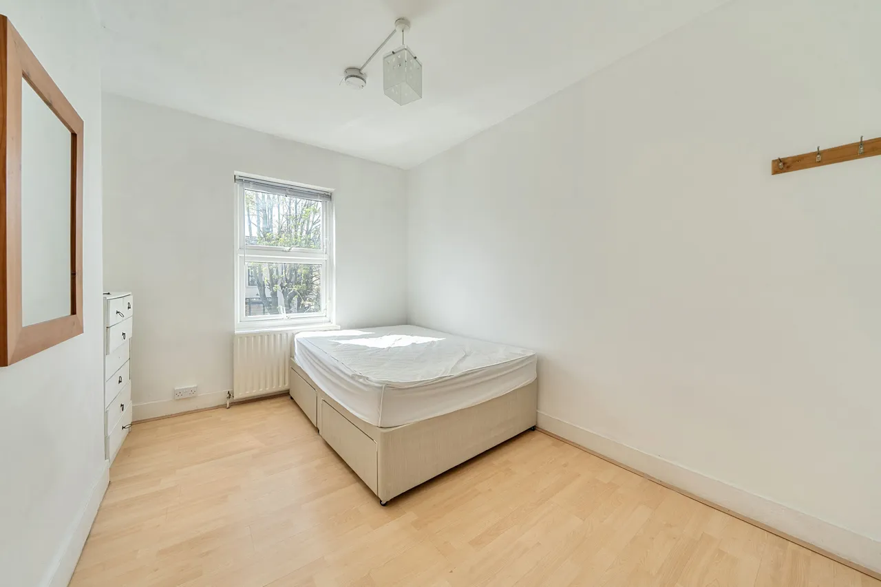 44 Farley Road, London, photo 12