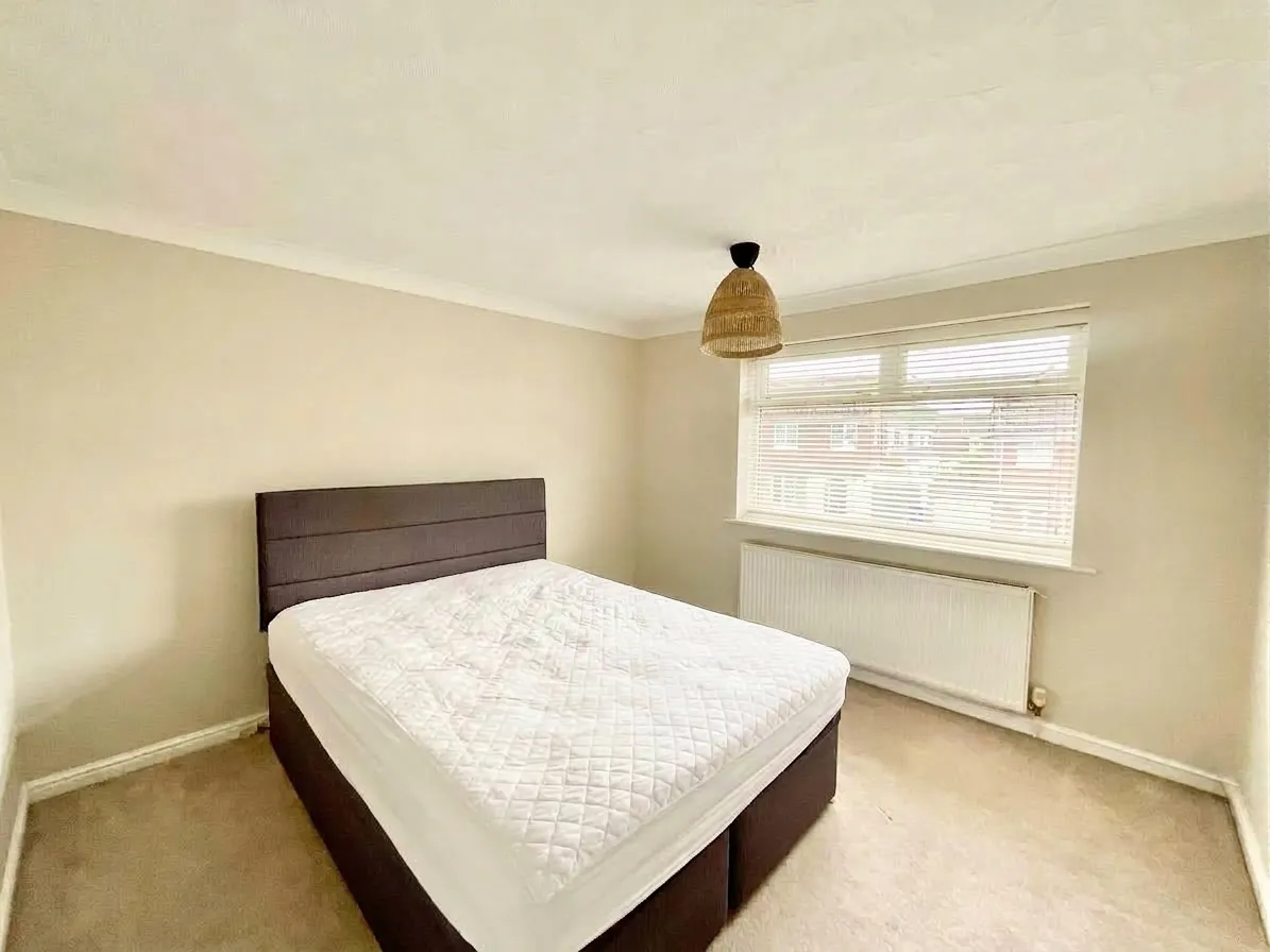 Earlsbrook Drive, Stoke-On-Trent, ST4, photo 12