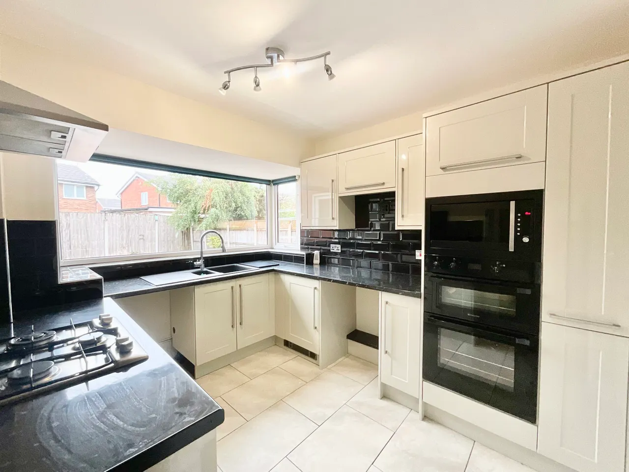Earlsbrook Drive, Stoke-On-Trent, ST4, photo 8