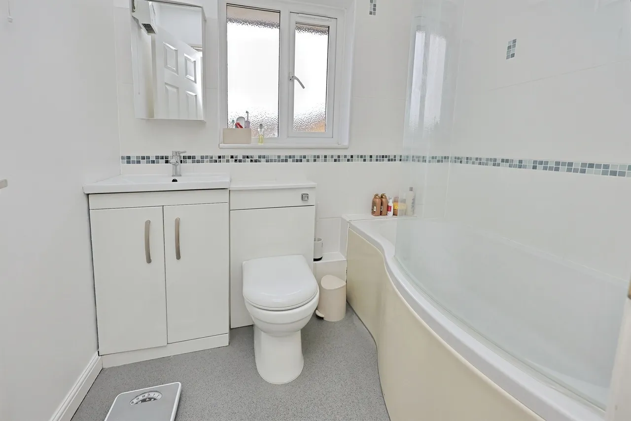 Hillcrest Avenue, Dereham, photo 11